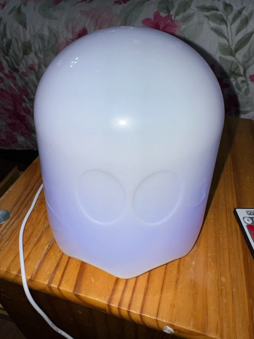 PAC-Man Changing Colors LED Mood Lamp with Remote